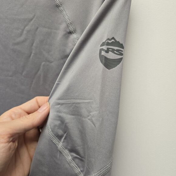 NRS Mens Rash Guard sz Medium Gray Stretch Swim Paddle Raft Surf Beach UPF50 NWT - Picture 9 of 11